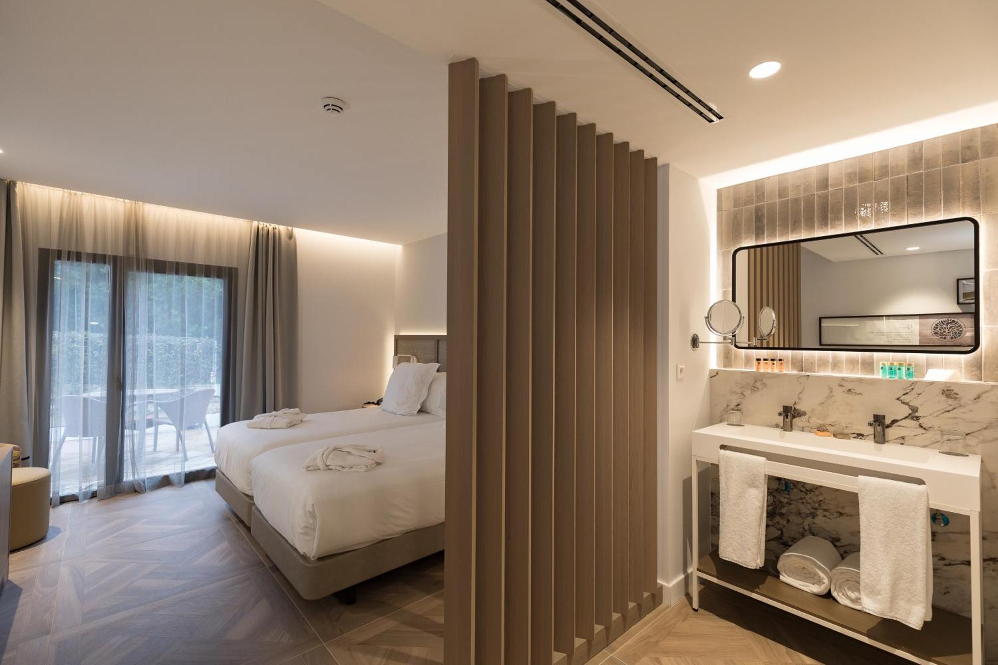 Hotel Encinar De Сотогранде Екстериор снимка